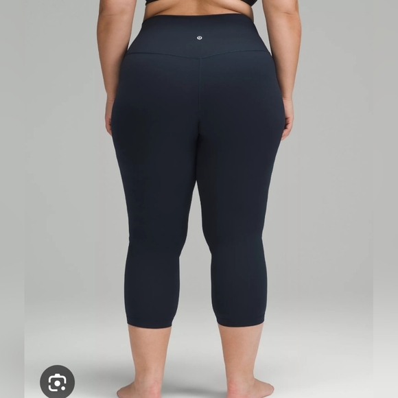 lululemon athletica Pants - Lululemon Athletica High Rise Crop